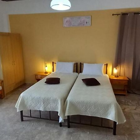 Nikis Apartments 아기오스고르디오스 외부 사진