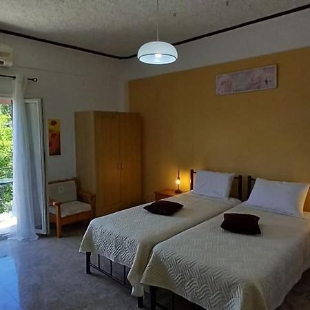 Nikis Apartments 아기오스고르디오스 외부 사진