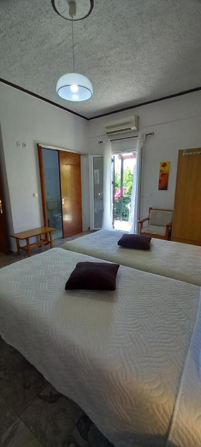 Nikis Apartments 아기오스고르디오스 외부 사진