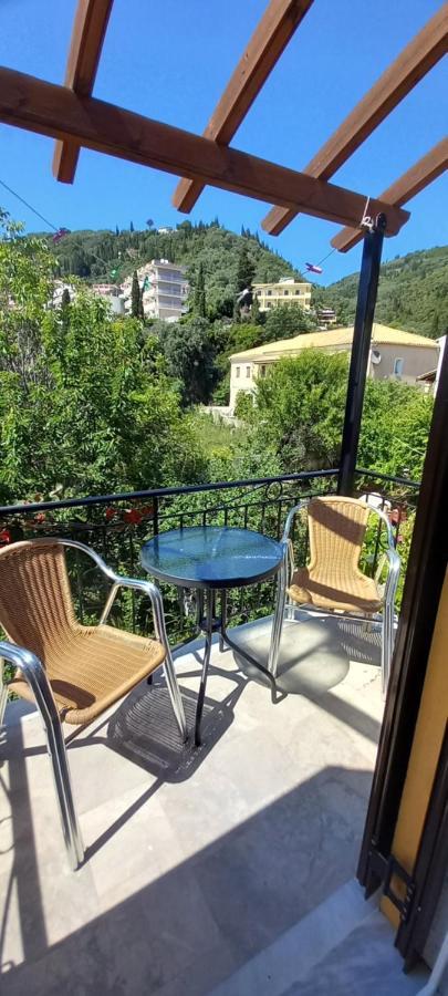 Nikis Apartments 아기오스고르디오스 외부 사진
